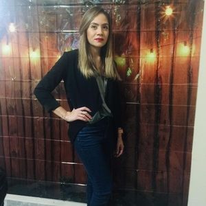 Meet your Posher, Sandy